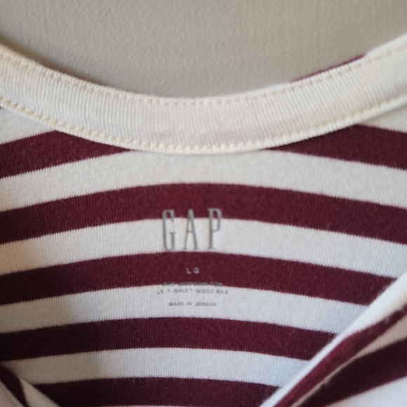 GAP Maroon and White Striped 3/4 Length Sleeve Top - Picture 4 of 5